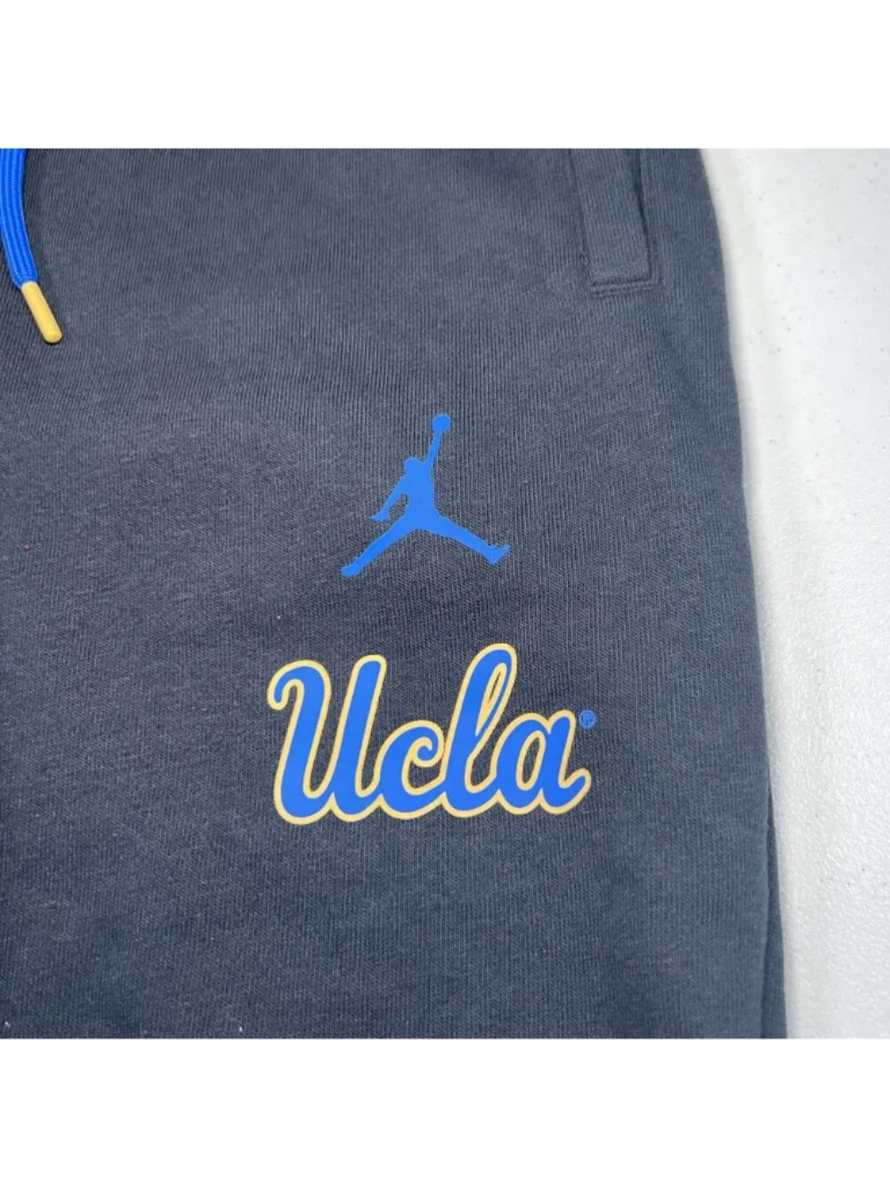 Jordan Dri-Fit Mens UCLA Bruins Black Blue Sweatpants Joggers Size Medium Read